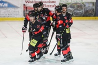Bild zeigt Torjubel Oliver Setzinger (EV Zeltweg), Marko Tadic (EV Zeltweg), Daniel Panzer (EV Zeltweg),